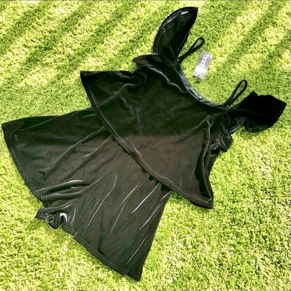 Boohoo Pants - Velvet Cold Shoulder Romper